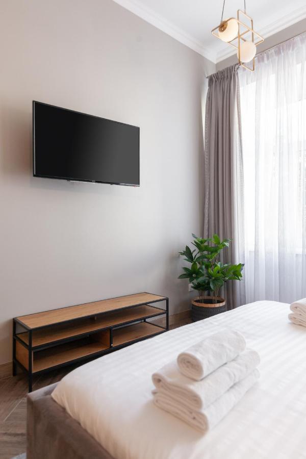 Avangard Saint Teodora III Apart Lviv Ngoại thất bức ảnh