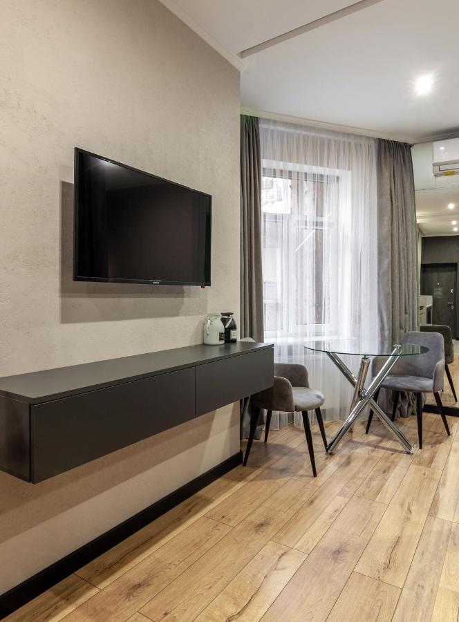 Avangard Saint Teodora III Apart Lviv Ngoại thất bức ảnh
