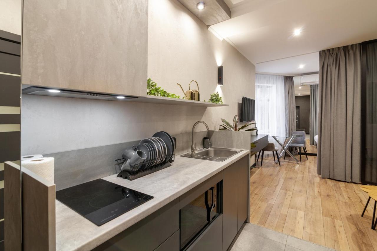 Avangard Saint Teodora III Apart Lviv Ngoại thất bức ảnh